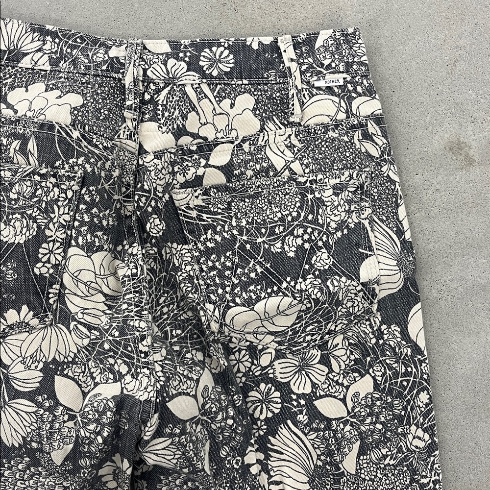 MOTHER Black and White Floral Pants - Picture 6 of 8